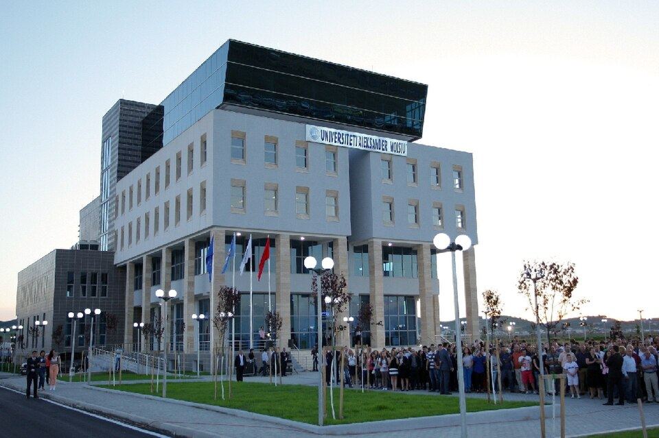 Universiteti "Aleksandër Moisiu"